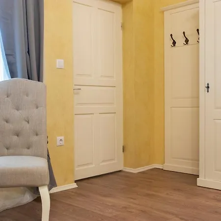 Airport Wanderer - Vandor Fogado Guest house *