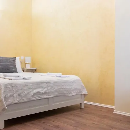 Airport Wanderer - Vandor Fogado Guest house Vecses