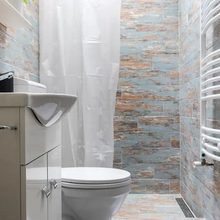 بيت ضيافة Airport Wanderer - Vandor Fogado فيتْشيش