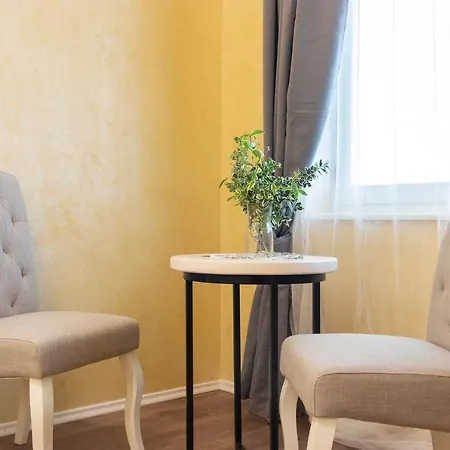 Guest house Airport Wanderer - Vandor Fogado *
