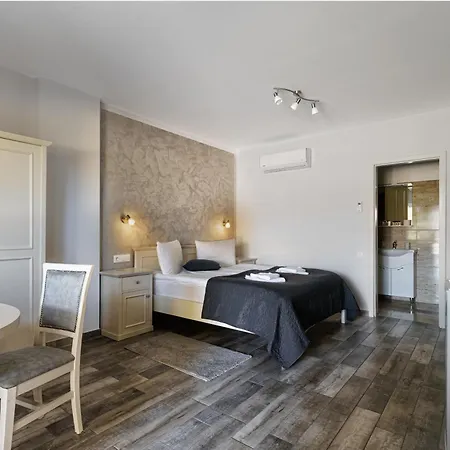 Airport Wanderer - Vandor Fogado Guest house *